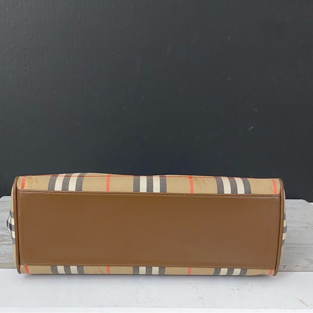 BURBERRY Nova Check Canvas and Leather Handbag 👜 - Picture 13 of 17